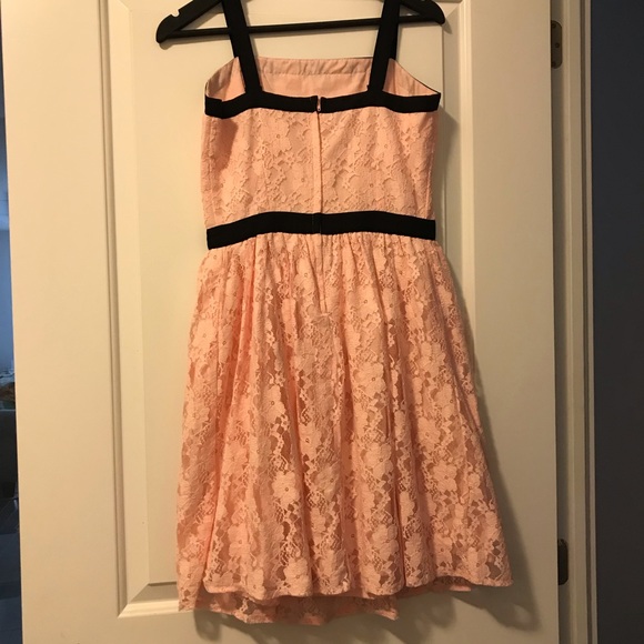 Blush Pink Lace Dress - Picture 2 of 4
